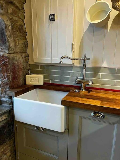 فيلا Charming Stone Bothy At Loch Lomond لاس المظهر الخارجي الصورة